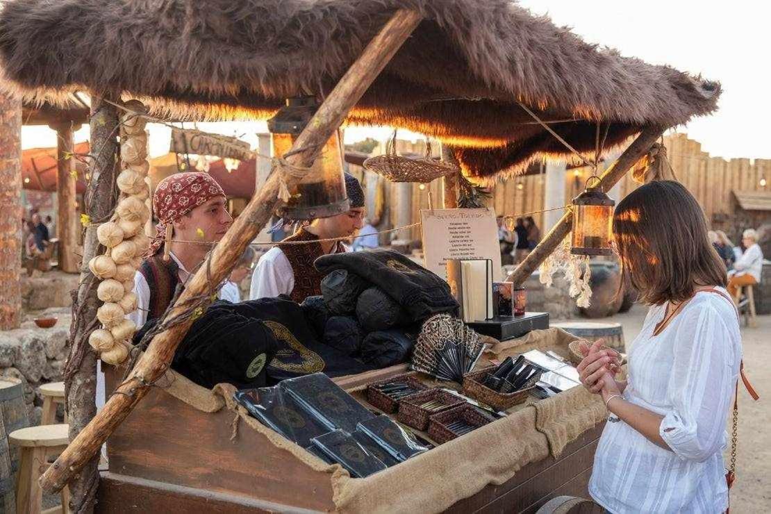 Gálvez Alojamientos Callejon Del Pozo Cerca Puy Du Fou المظهر الخارجي الصورة